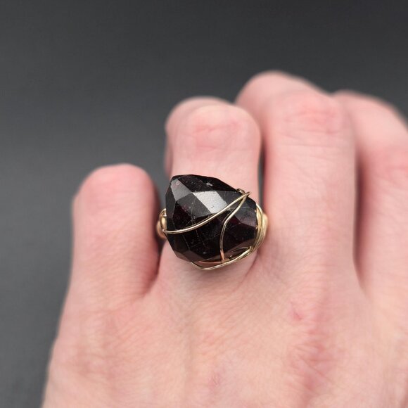 Size 7 Gold Plated Over Sterling Silver Wire Rough Garnet Stone Ring A6508 - Picture 3 of 8